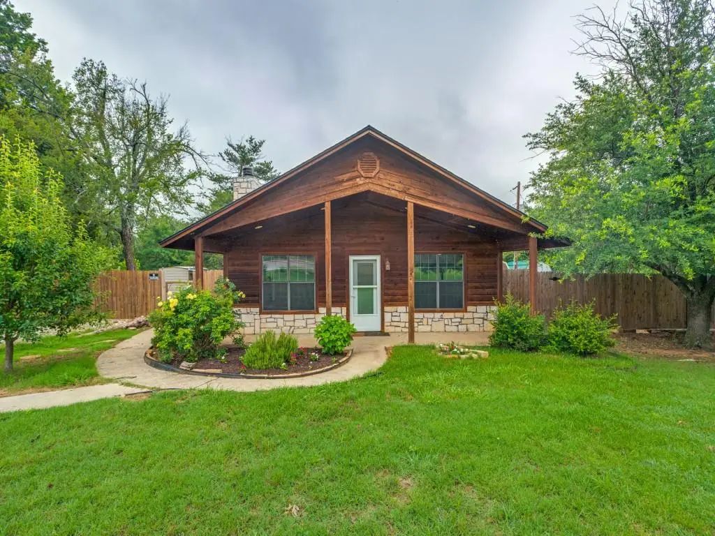 14279 Fm 678, Whitesboro