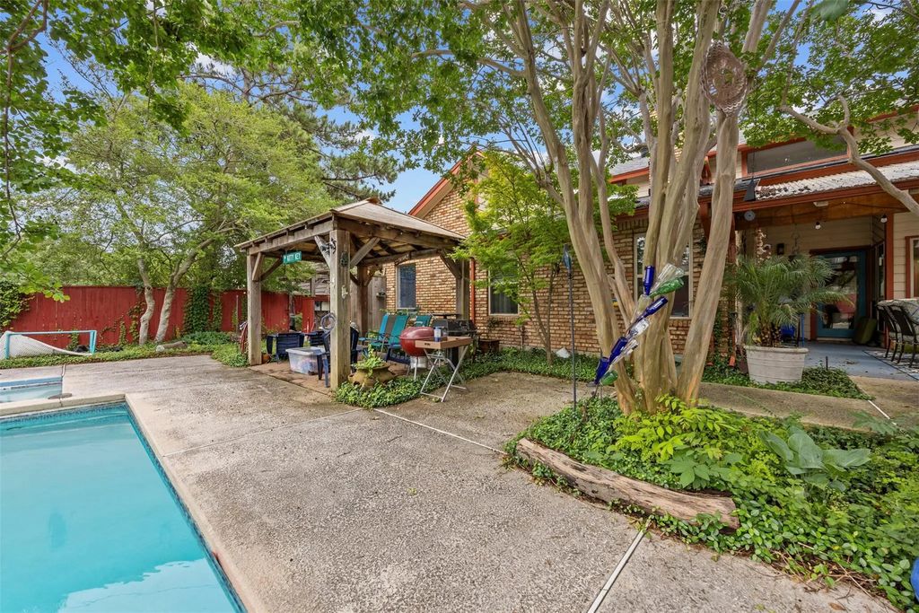 907 Green Terrace Lane, Duncanville