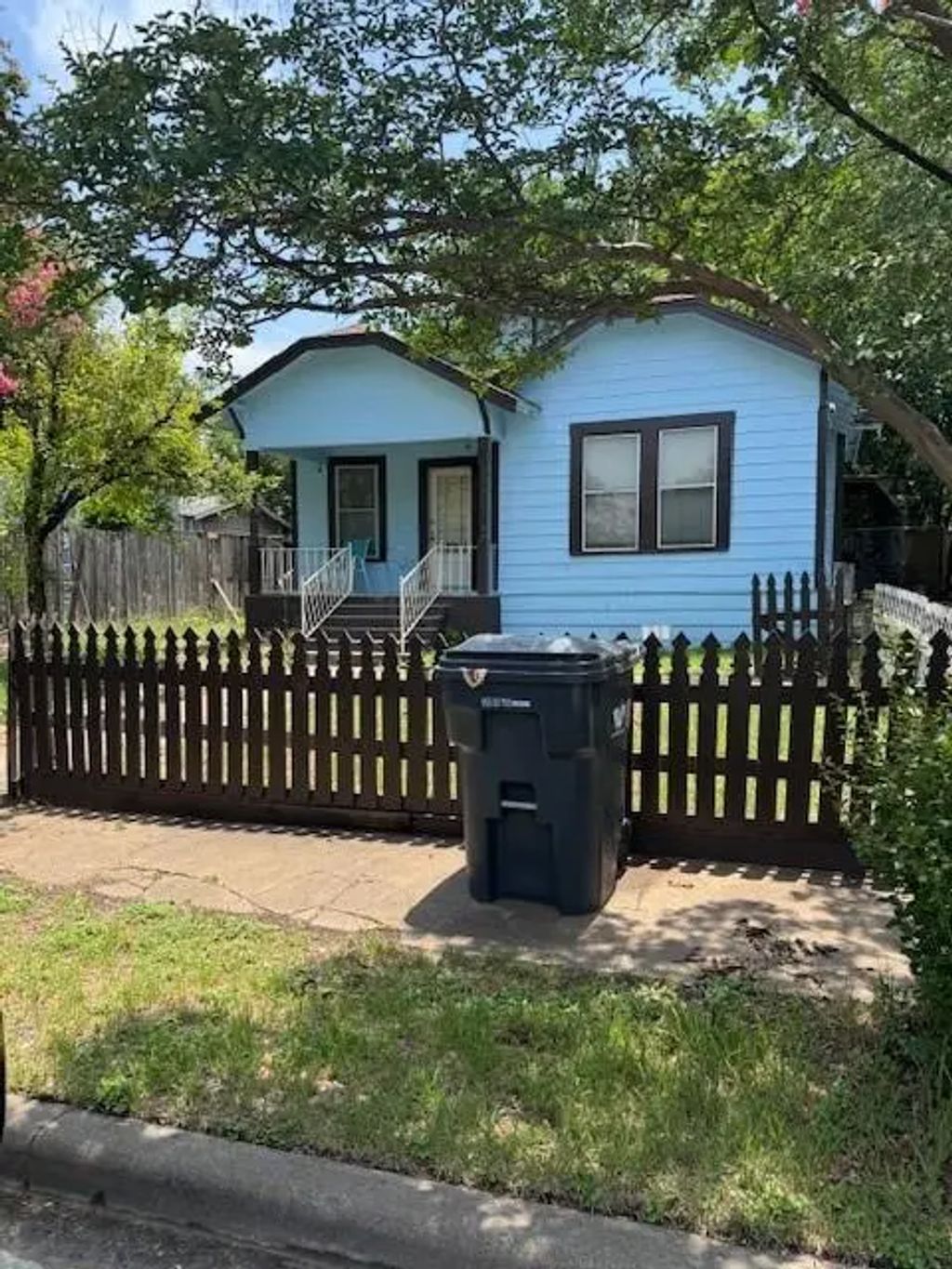 1806 Live Oak Avenue, Waco