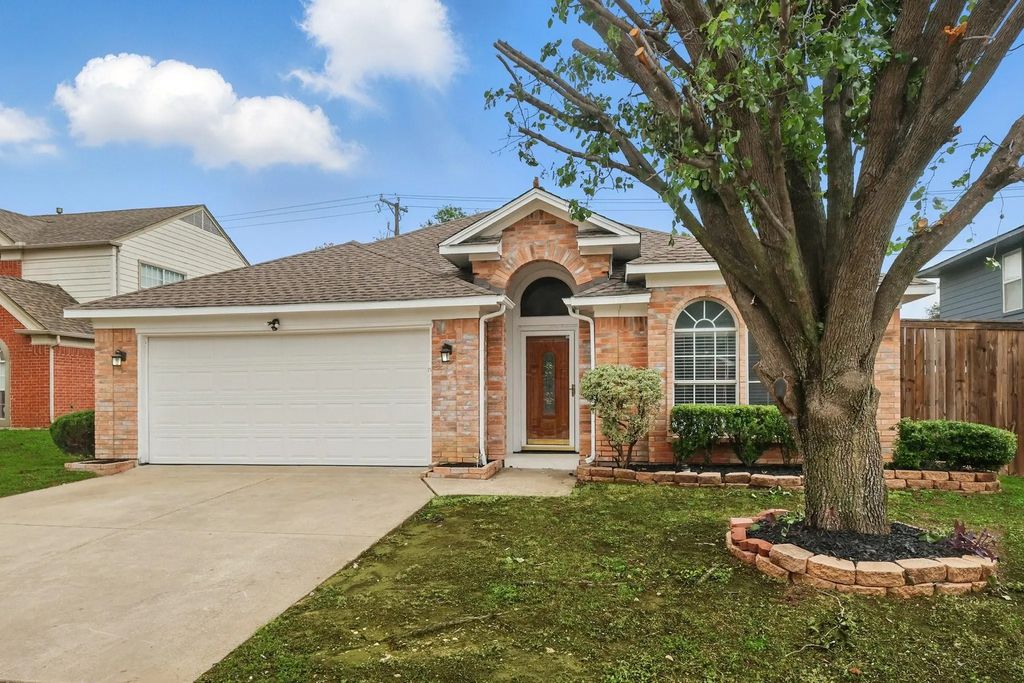 3220 Steamboat Drive, Fort Worth