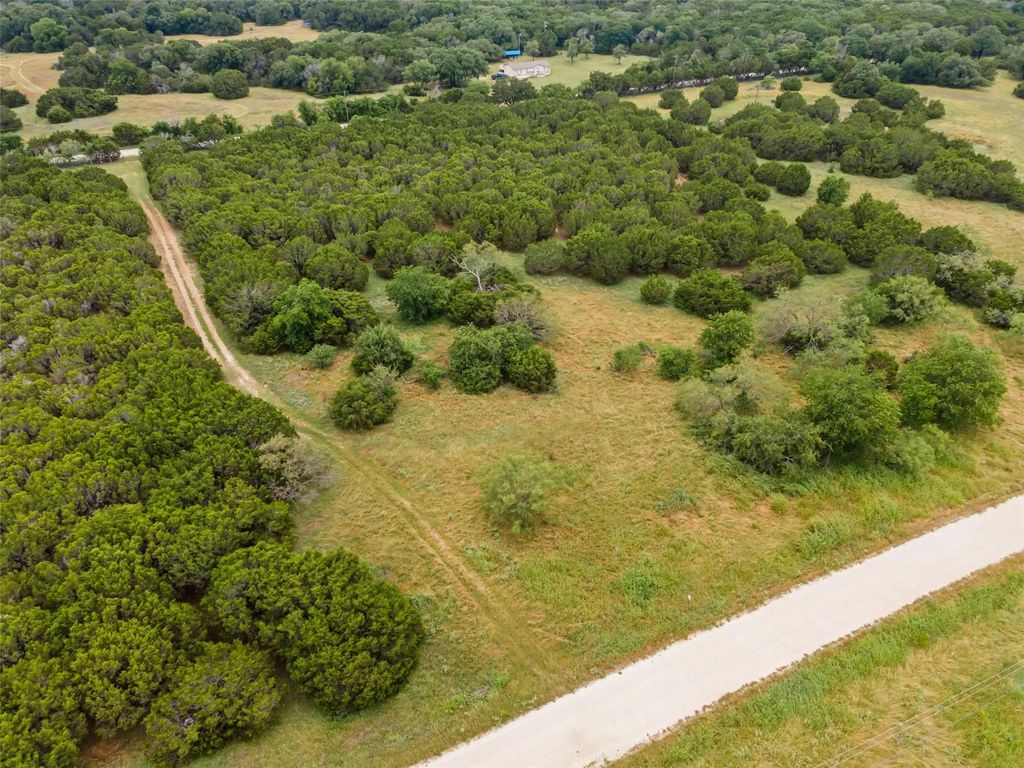 1307 County Road 2120, Meridian