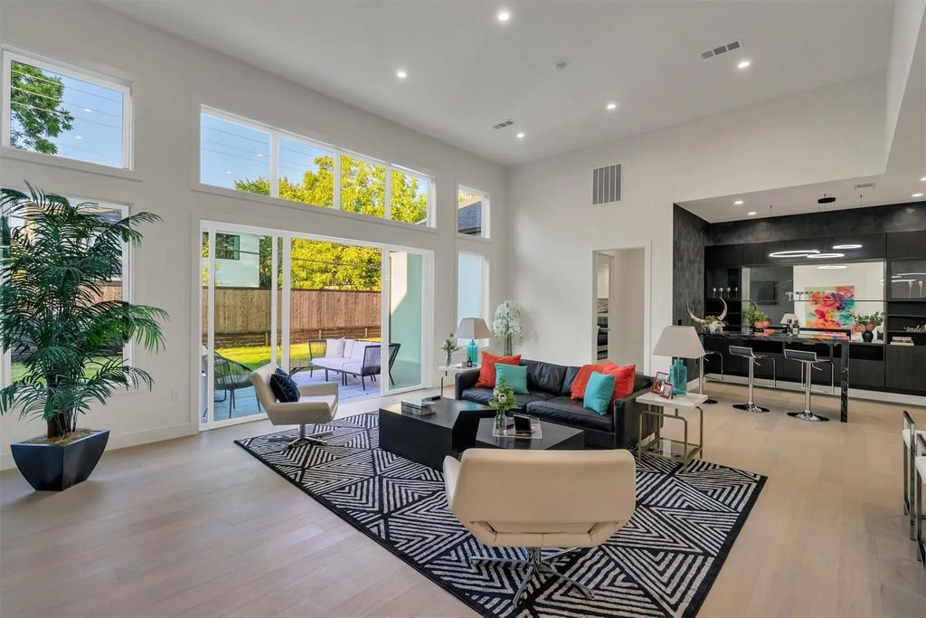 3813 Cortez Drive, Dallas