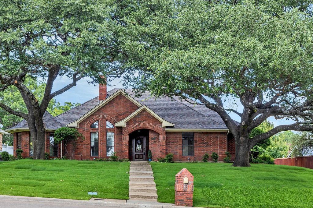 1675 Shores, Rockwall