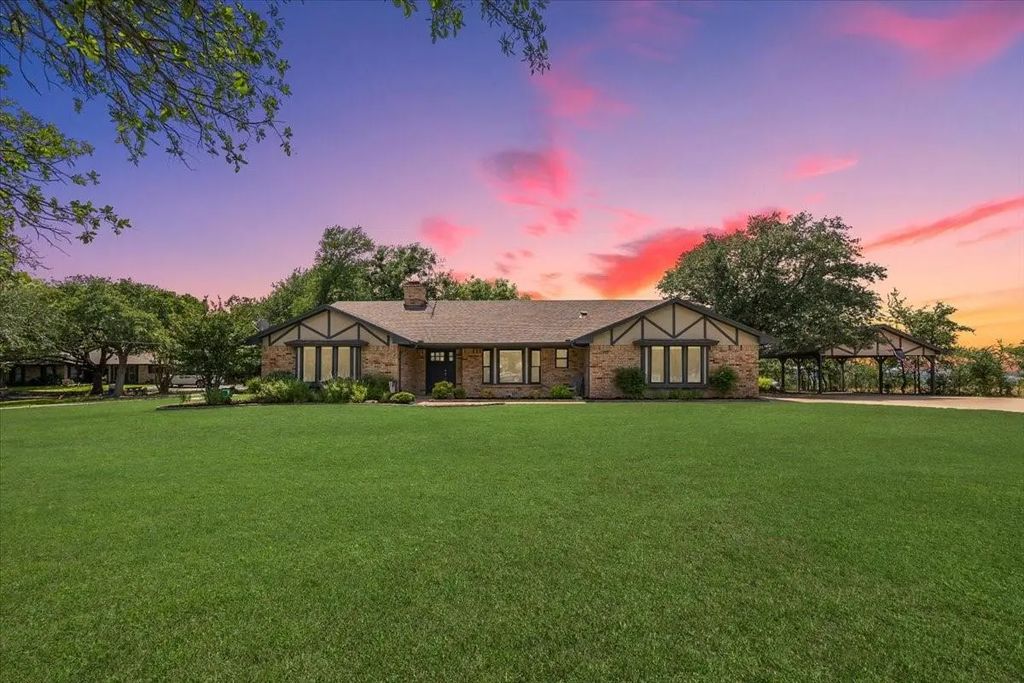 600 Royal View Court, Weatherford