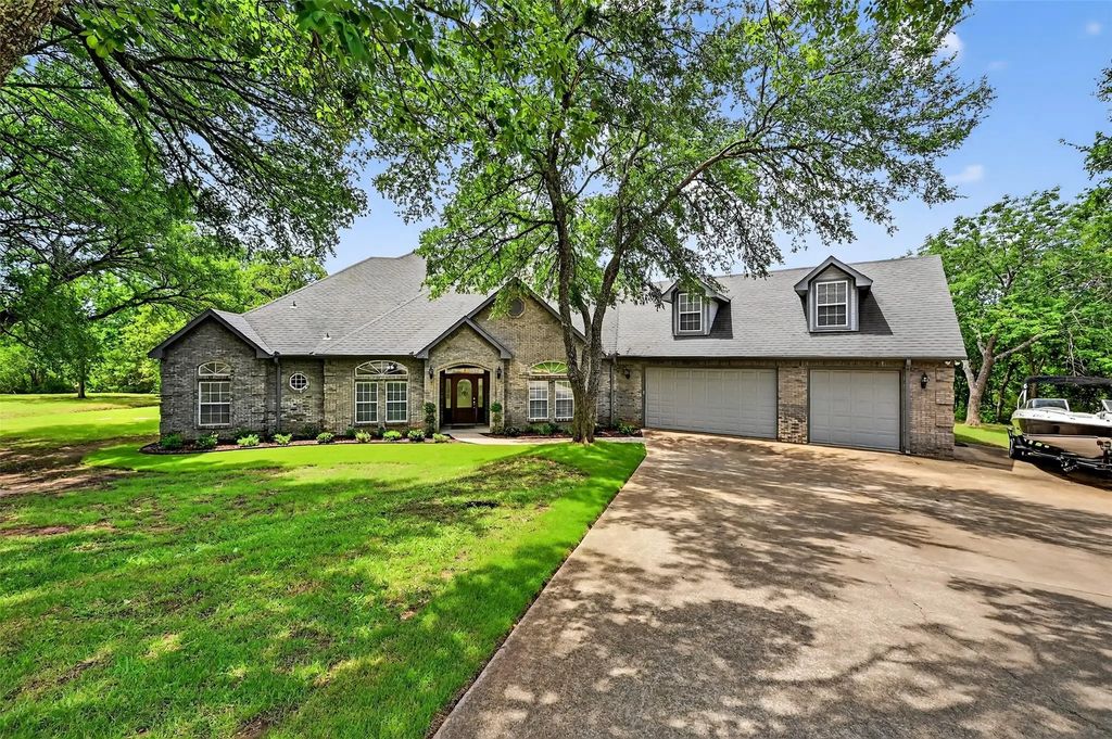 688 Lazy Acres Circle, Pottsboro
