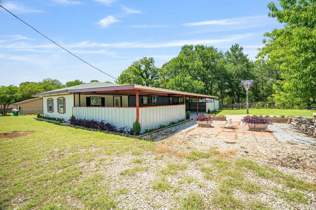 4010 Quail Ridge Court, Granbury