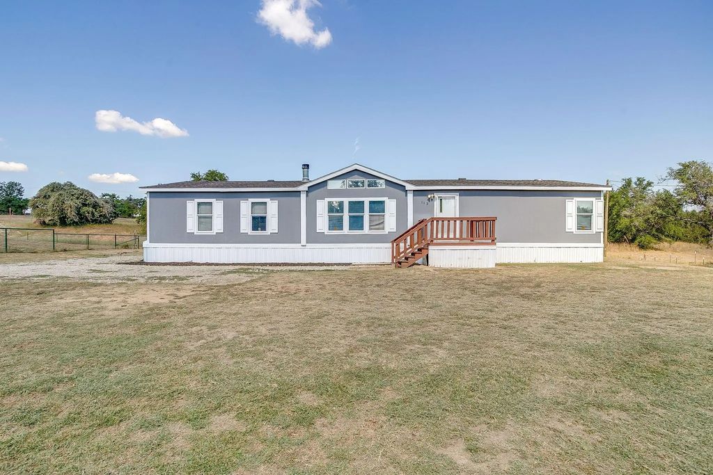 113 Salty Dog Lane, Springtown