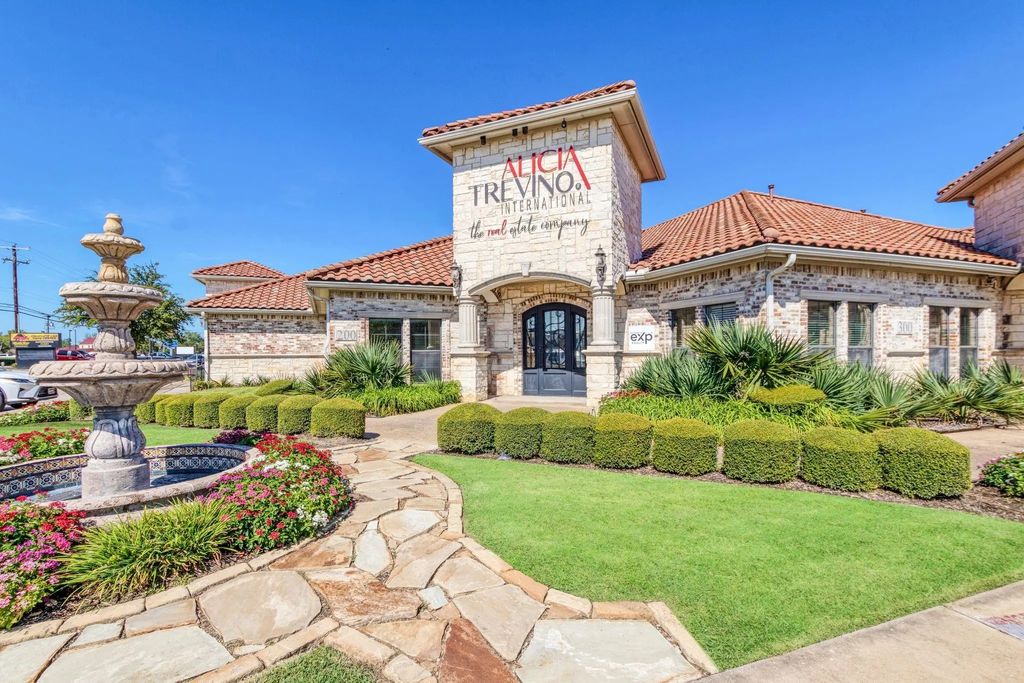 2040 N Belt Line Road 200, Mesquite