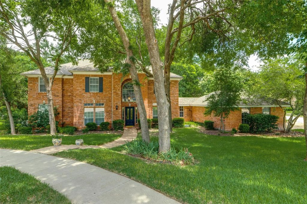 200 Stone Hollow Court, Prosper