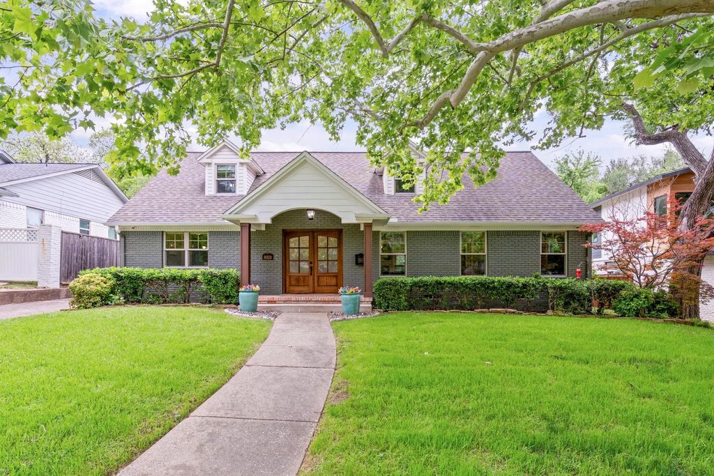 8928 Aldwick Circle, Dallas