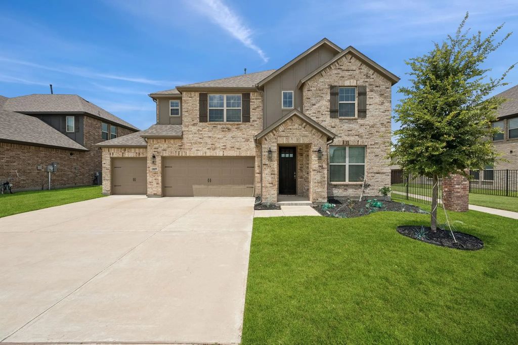 2819 Grand Lookout Lane, Arlington