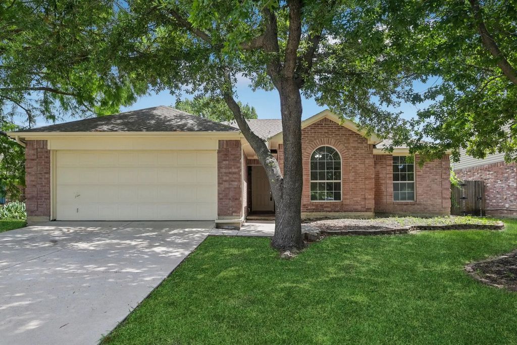 1837 Spinnaker Way, Wylie