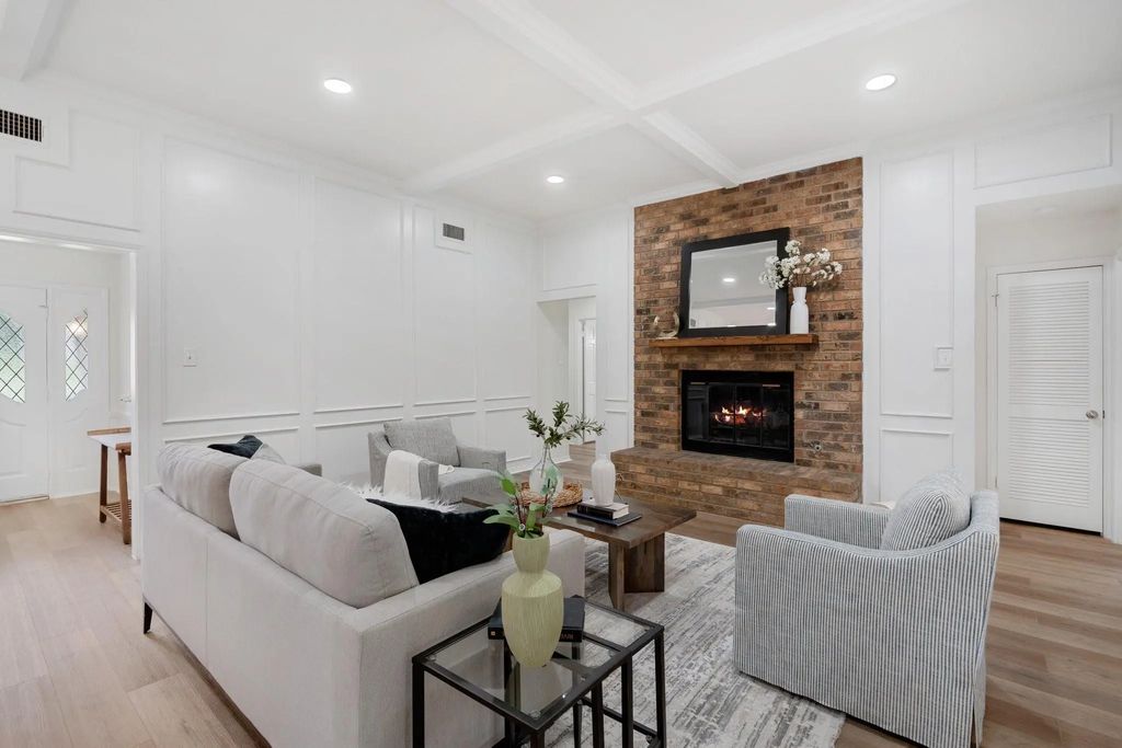 4002 Copperwood Court, Colleyville