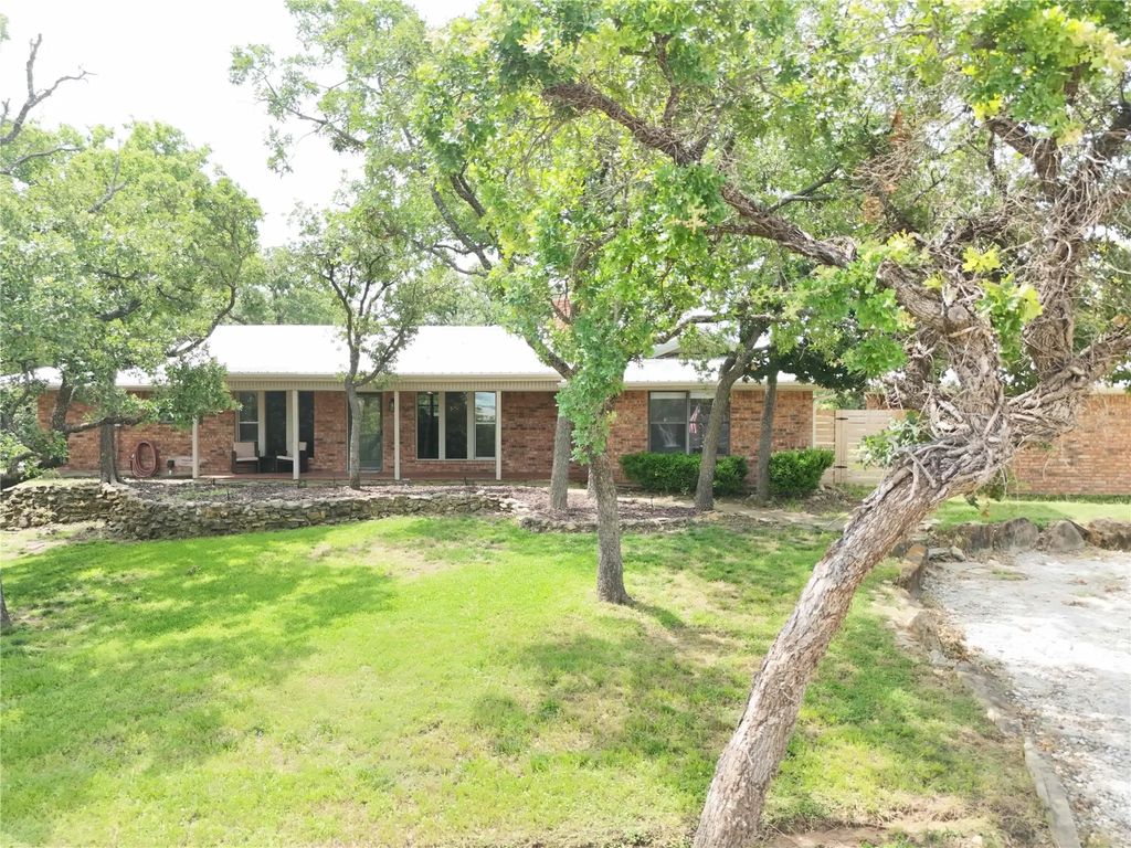 18 Tula Court, Nocona