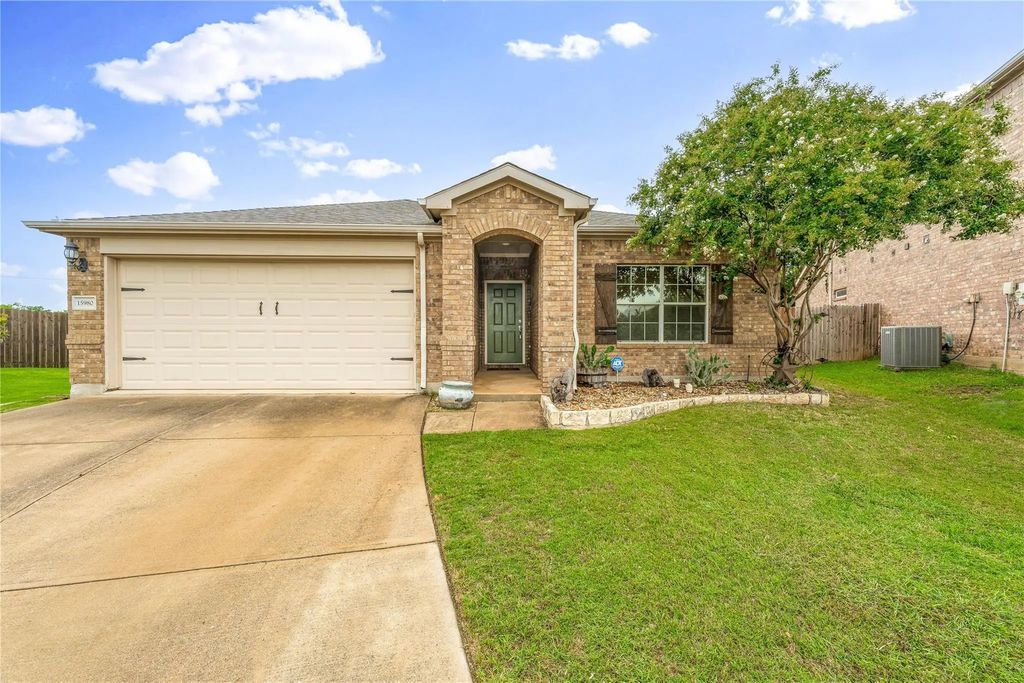 15980 Avenel Way, Fort Worth