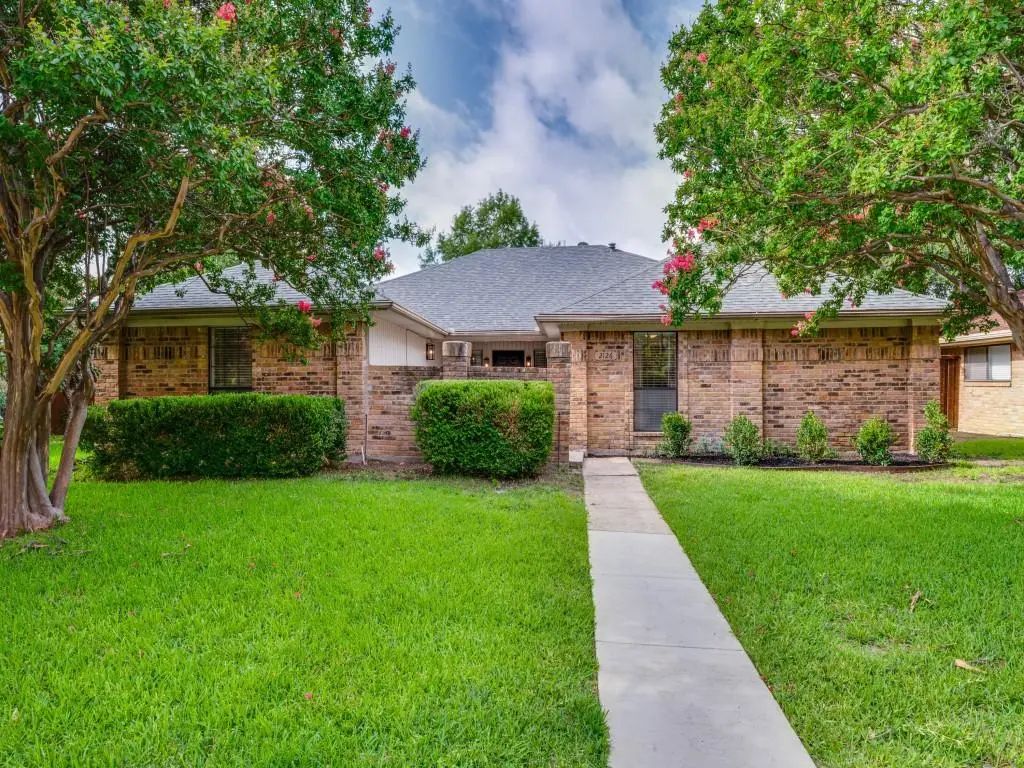2126 Pueblo Drive, Carrollton