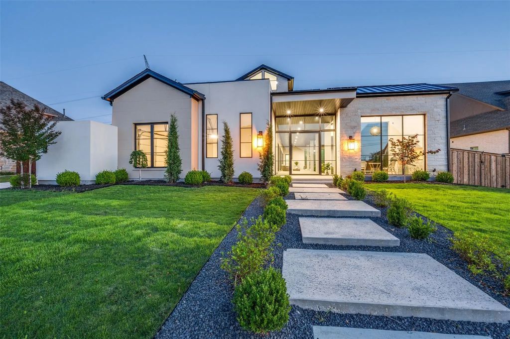 3527 Torrance Boulevard, Frisco