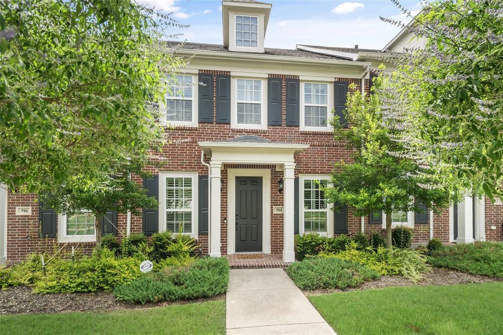 914 Marian Drive, Allen