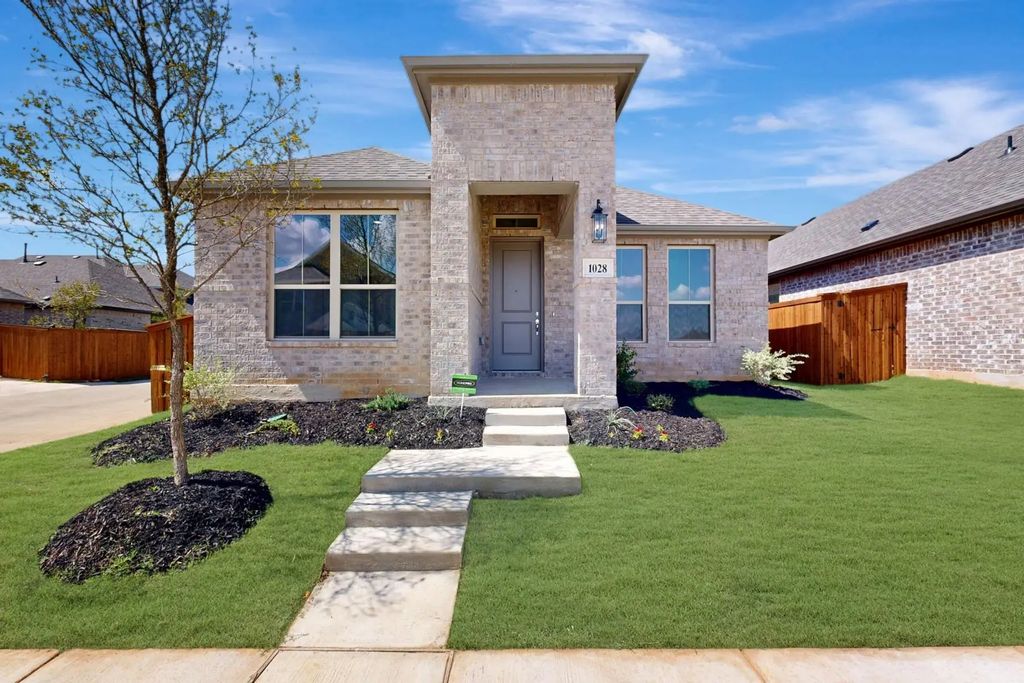 1028 Western Hills Drive, Crowley