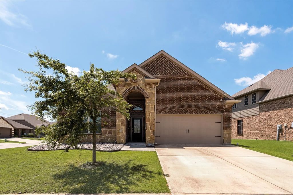 3229 Sunny Hill Way, Royse City