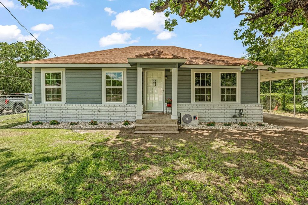 690 S Fifth Avenue, Stephenville