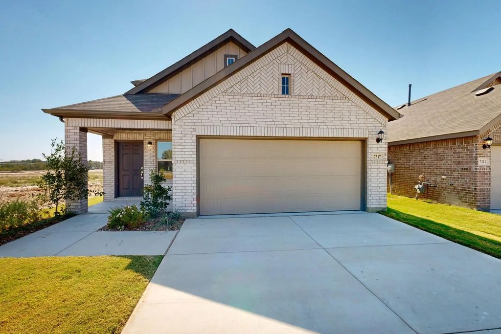 7317 Spicebush Drive, Denton
