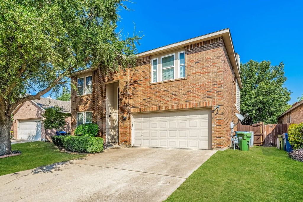 1208 Indian Trail Road, Roanoke