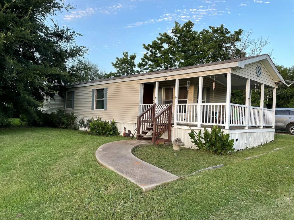 290 Vz County Road 3111, Edgewood