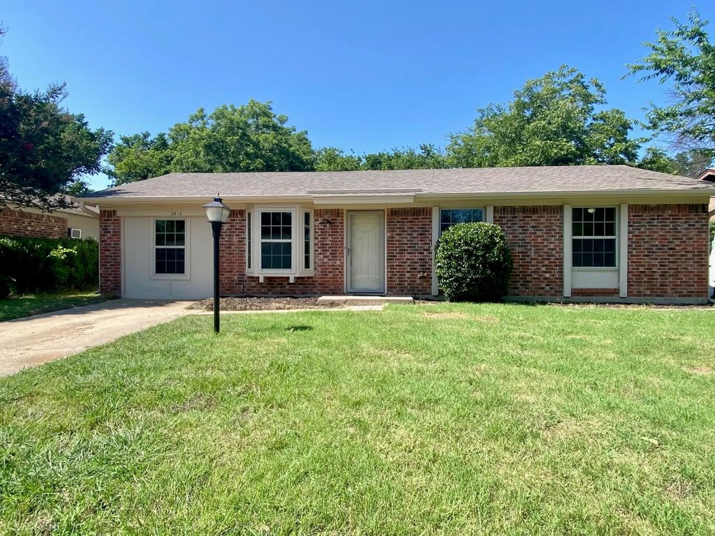 3013 Bob O Link Lane, Denton