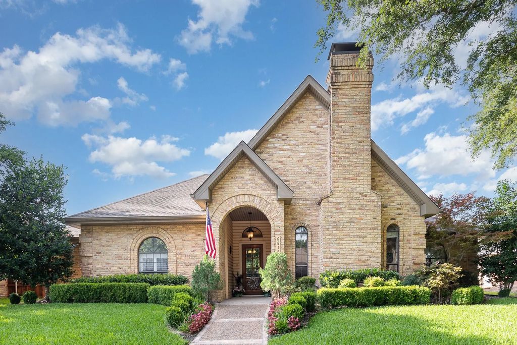 6515 Genstar Lane, Dallas