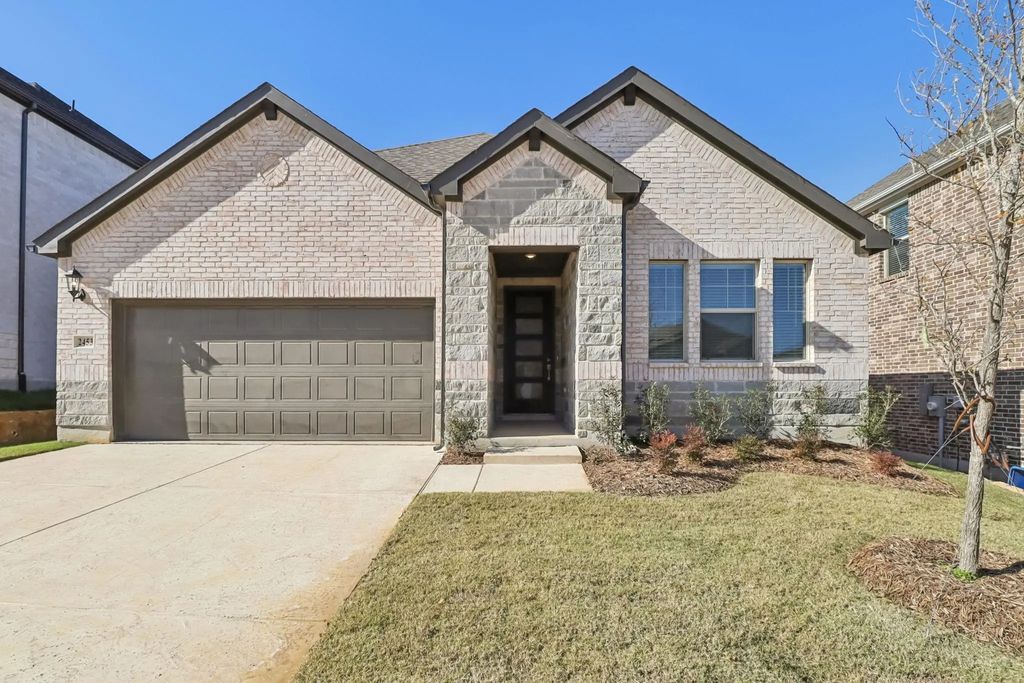 2453 Glacier Ridge, Corinth