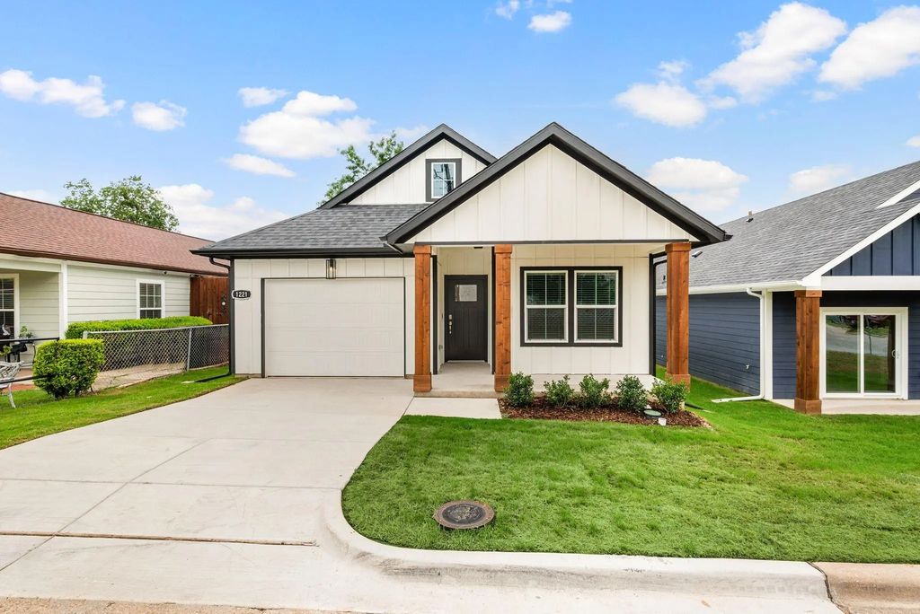 1221 H Avenue, Plano