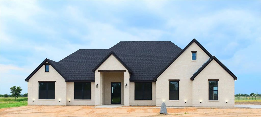 151 County Road 2610 Road, Decatur