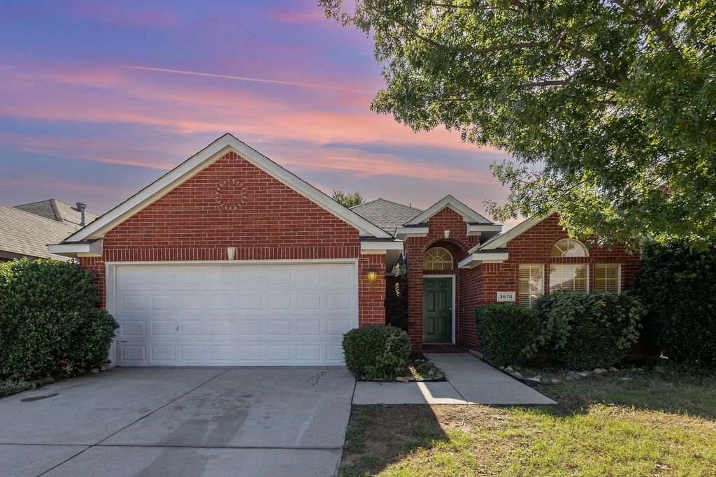3674 Crowberry Way, Fort Worth