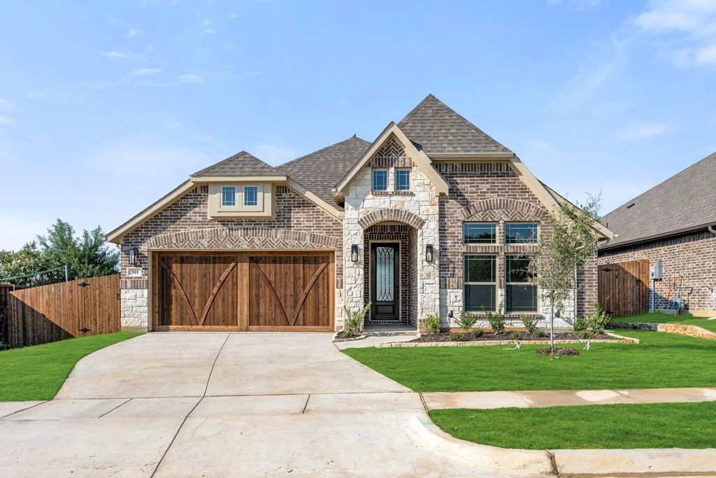 301 Aurora Hills Trail, Burleson