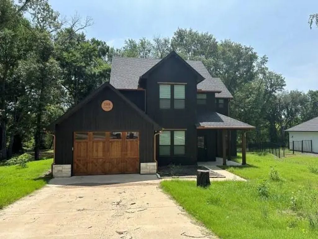 188 Vista Drive, Eustace