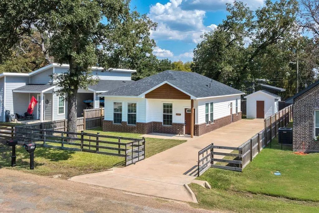6105 Chickasaw Drive, Mabank