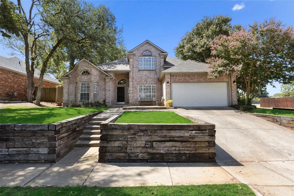 1213 Greendale Drive, Bedford