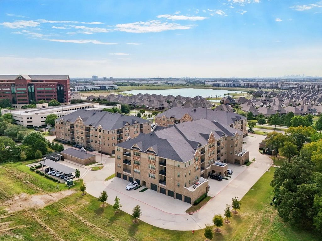 1735 Wittington Place 2203, Farmers Branch