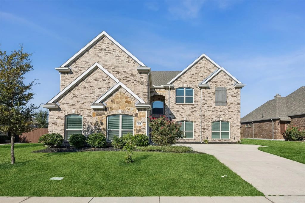105 Basswood Drive, Red Oak