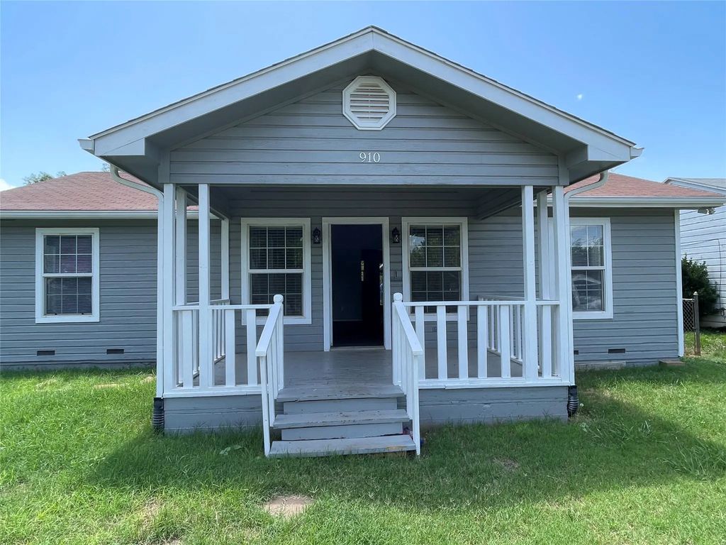 910 Sunset Drive, Abilene
