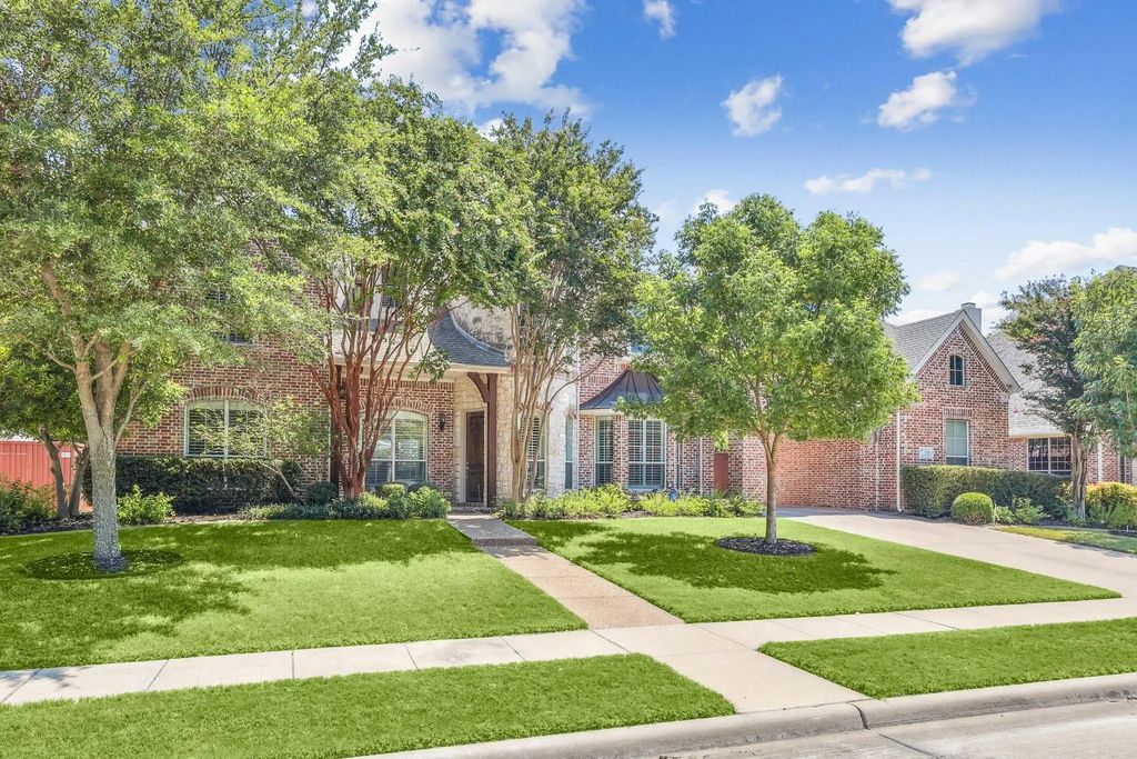 1114 Crosswind Drive, Murphy
