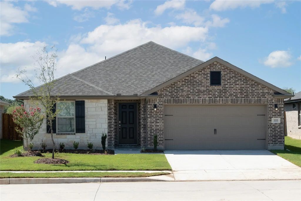 3333 Longfellow Avenue, Anna