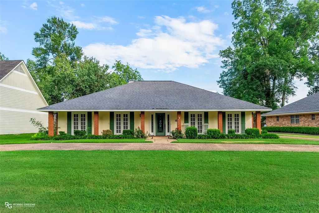 2212 Landau Lane, Bossier City