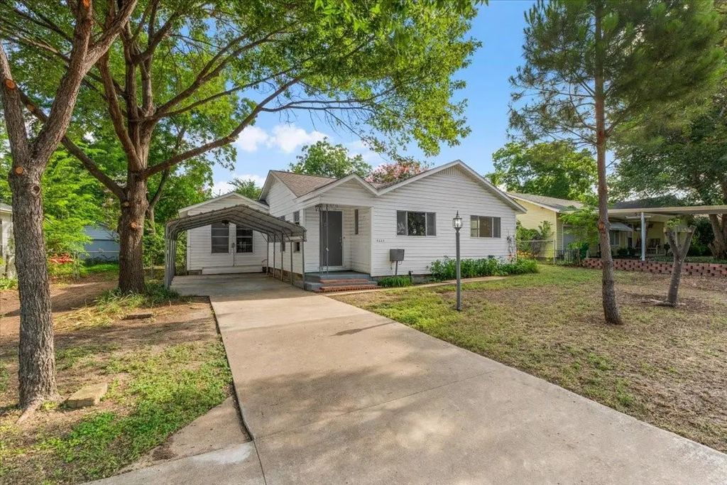4229 Voncille Street, Haltom City