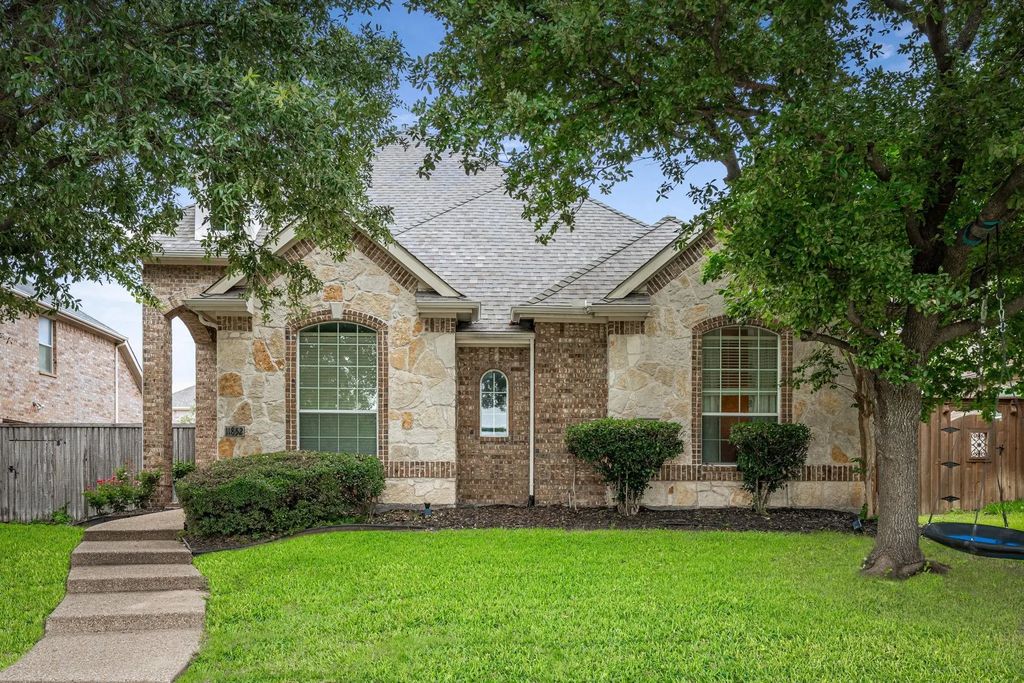 11852 Giddings Drive, Frisco
