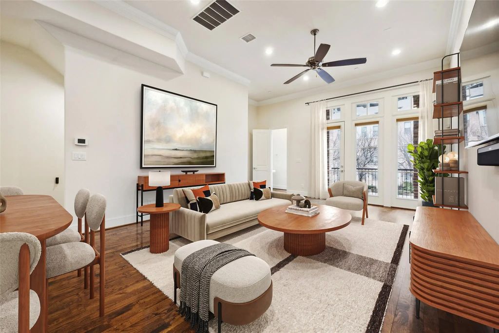 2134 Canton Street, Dallas