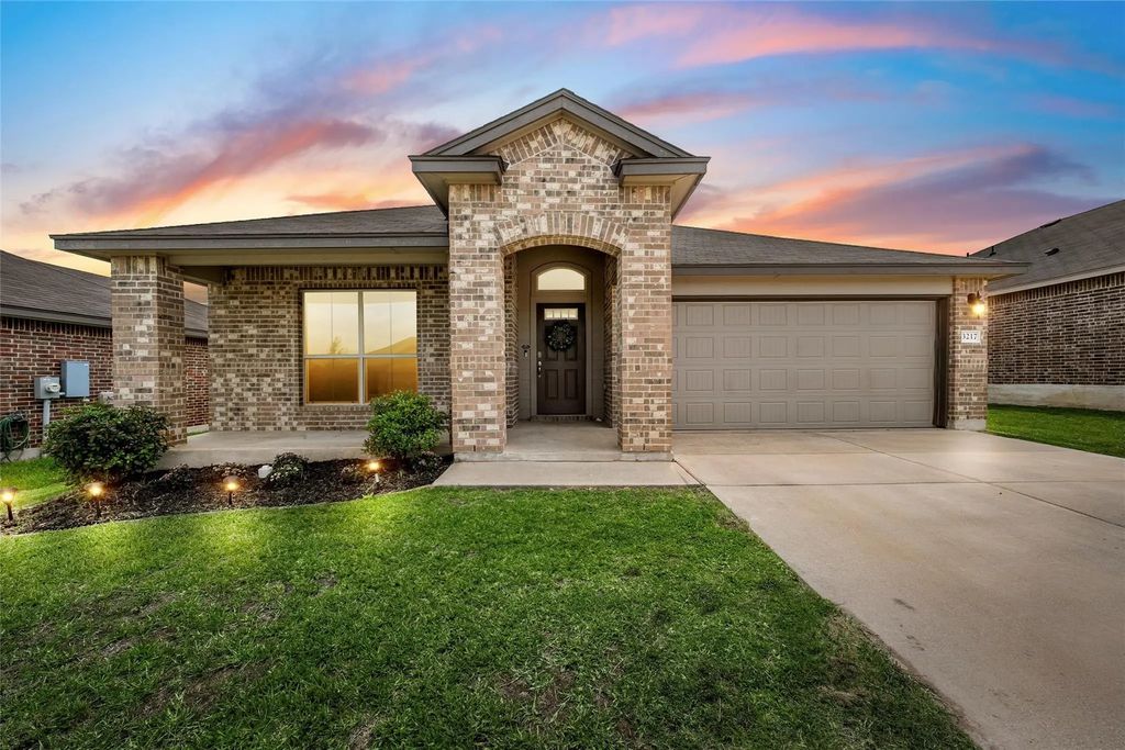 3217 Beutel Road, Lorena