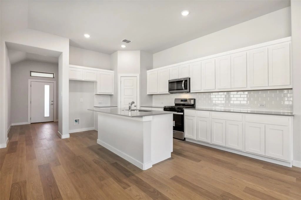 3810 White Rock Drive, Farmersville