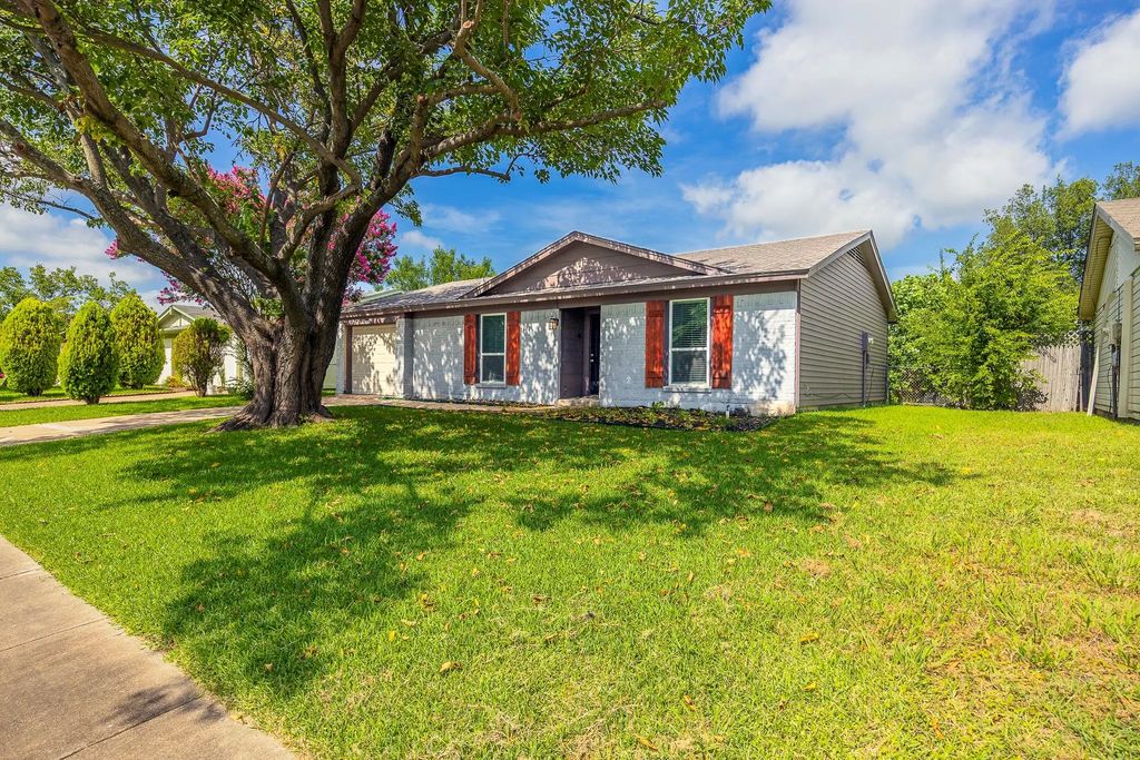 2213 Biscayne Drive W, Irving